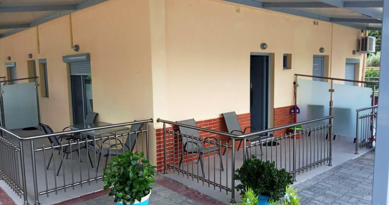 Villa Georgia Beach Neos Marmaras Exterior foto